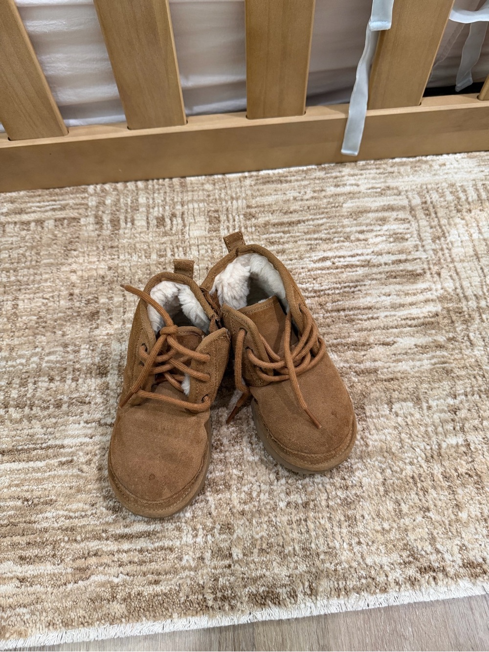 UGG Kids Chestnut Suede Lace-Up Boots with Plush Shearling
